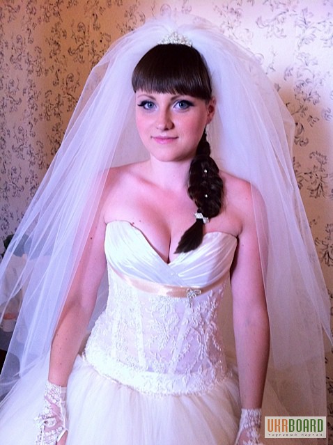 Фото 2. Продам красивое свадебное платье