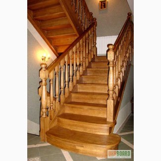 Комплектующие для деревянных лестниц: перила, балясины, ступени