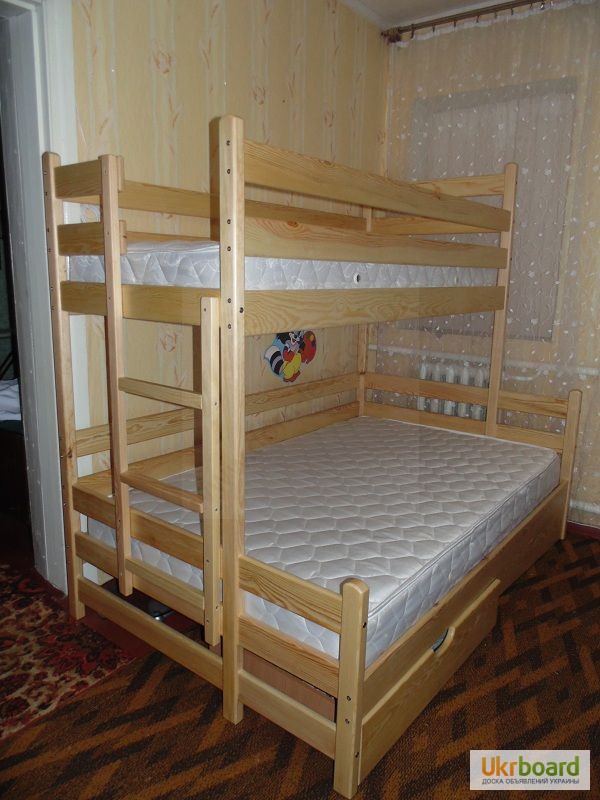 Фото 2. Двухъярусная трехместная кровать Бенжамин