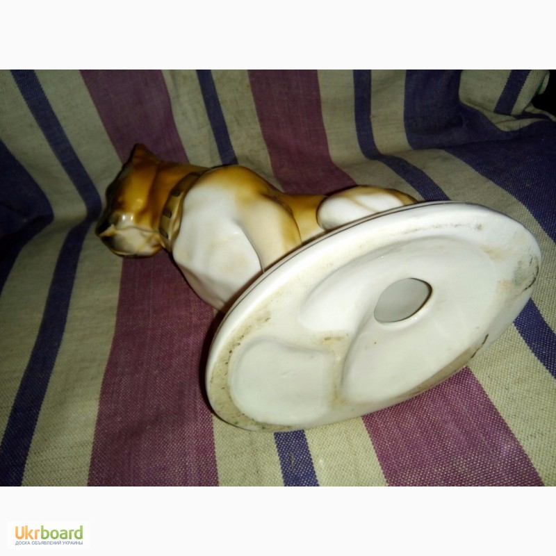 Фото 6. Фарфоровая статуэтка собаки, фигурка собаки - бульдог, увековеченный в фарфоре