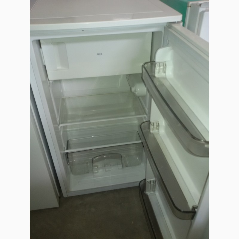 Фото 3. Большой выбор мини-холодильников (85 см высотой) шириной 48 см, новые и б/у