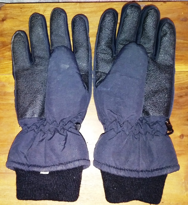 Фото 2. Зимние спортивные перчатки OKCO