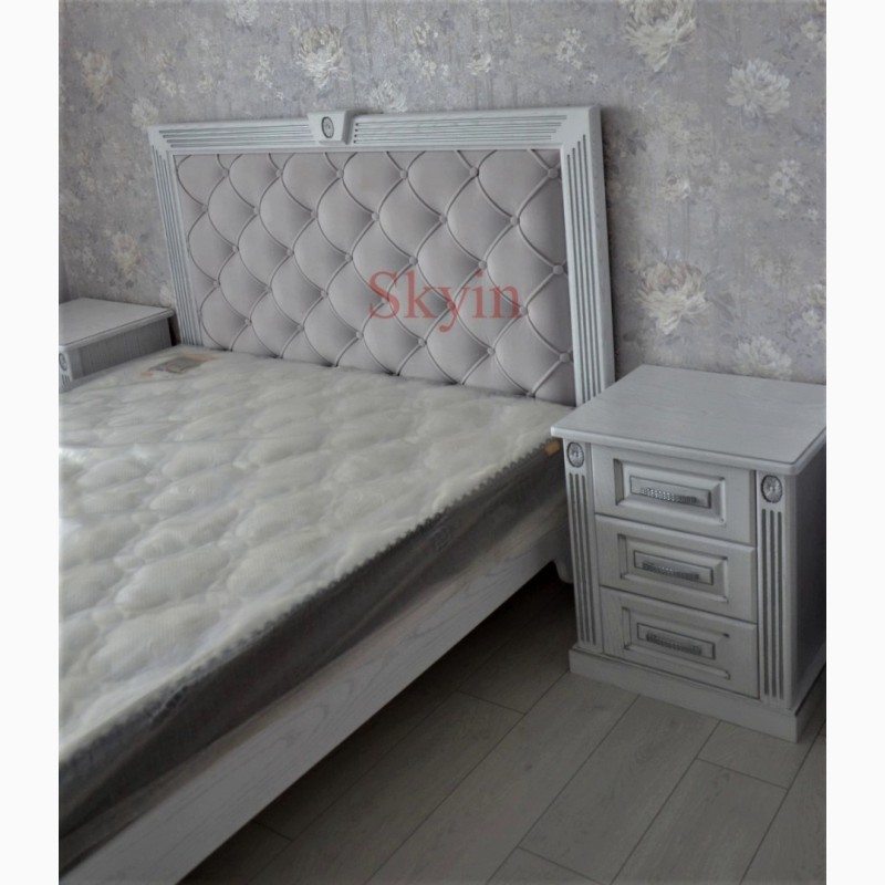 Фото 6. Дубове ліжко Аліса з каретною стяжкою на узголівї