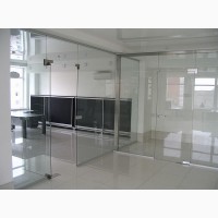 Скляні міжкімнатні двері, розсувні системи, офісні перегородки