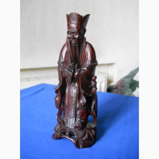 Старинная Китайская деревянная статуэтка из красного дерева