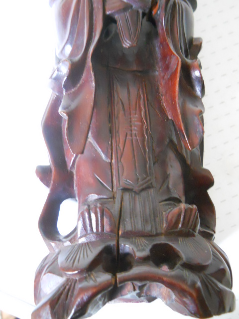 Фото 12. Старинная Китайская деревянная статуэтка из красного дерева