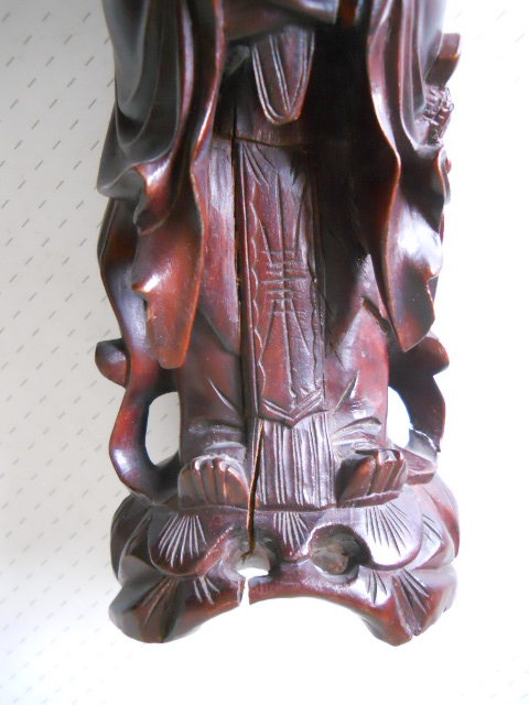 Фото 15. Старинная Китайская деревянная статуэтка из красного дерева