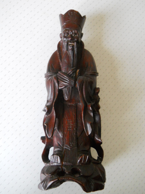 Фото 17. Старинная Китайская деревянная статуэтка из красного дерева