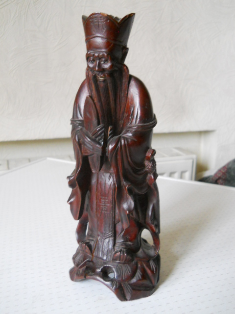 Фото 8. Старинная Китайская деревянная статуэтка из красного дерева