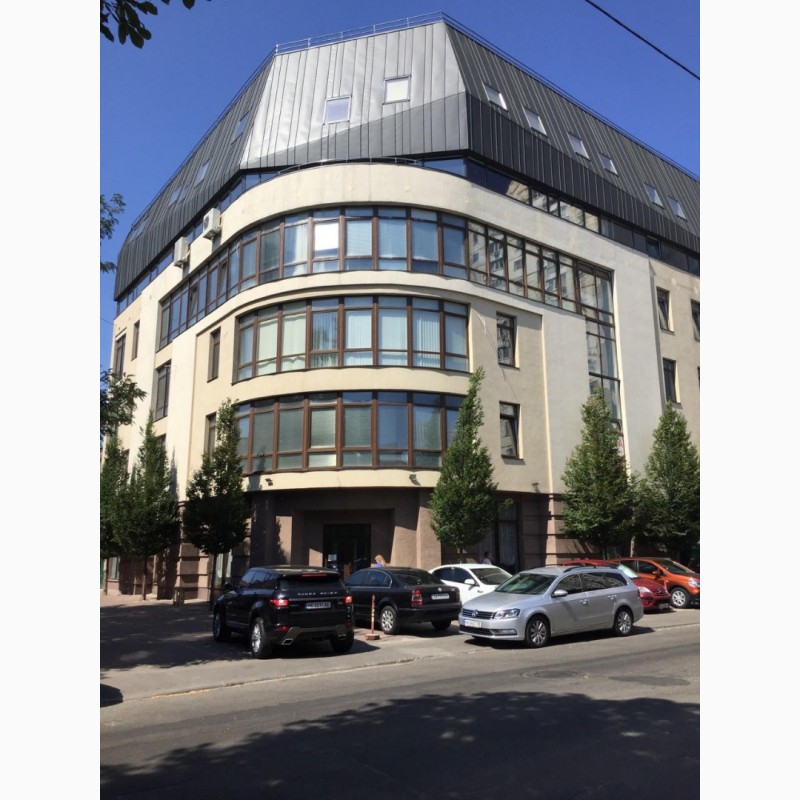 Офіси 130-300 кв.м в оренду в бізнес-центрі в Києві