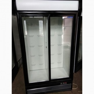 Холодильниый шкаф витрина купе. Настроен и хорошо подготовлен