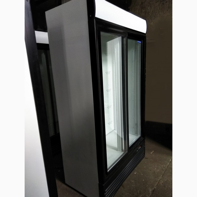 Фото 2. Холодильниый шкаф витрина купе. Настроен и хорошо подготовлен