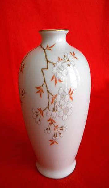 Фото 7. Японская фарфоровая ваза Цветущая Сакура