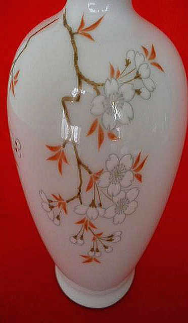 Фото 8. Японская фарфоровая ваза Цветущая Сакура
