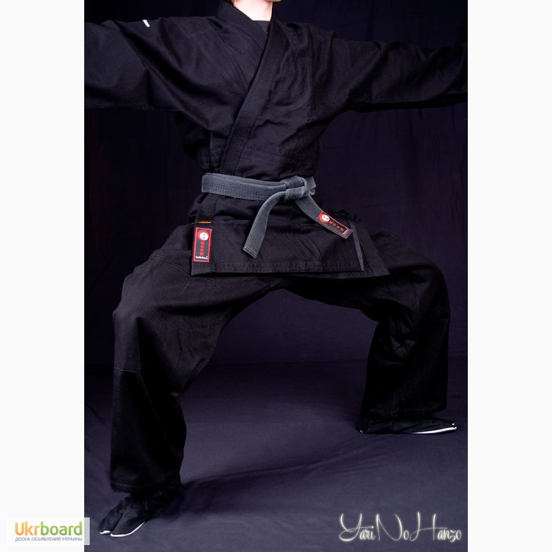 Фото 3. Черное плетенное кимоно (ДО ГИ) для единоборств (Master 2) Италия