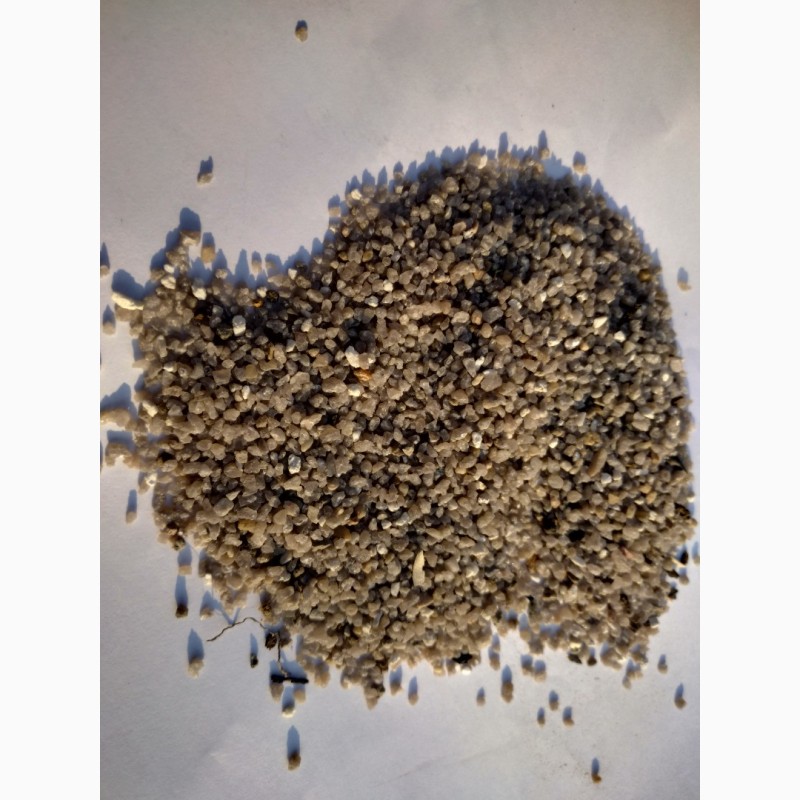 Фото 3. Кварцевый песок-сухой, фракционный, мраморная крошка, огнеупорный кирпич, глина, чернзем
