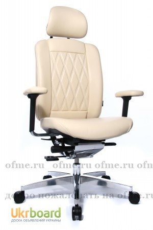 Фото 4. Кресло руководителя WAGNER AluMedic Limited S Comfort V60 Черная кожа
