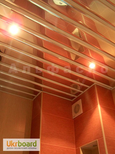 Фото 2. Металлический подвесной потолок