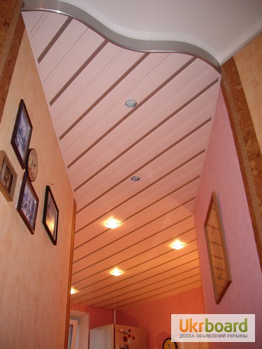 Фото 3. Металлический подвесной потолок