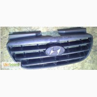 Продам решетку радиатора Hyundai Elantra б/у оригинал под пайку