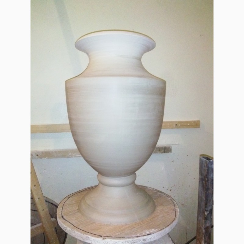 Фото 2. Большая напольная ваза
