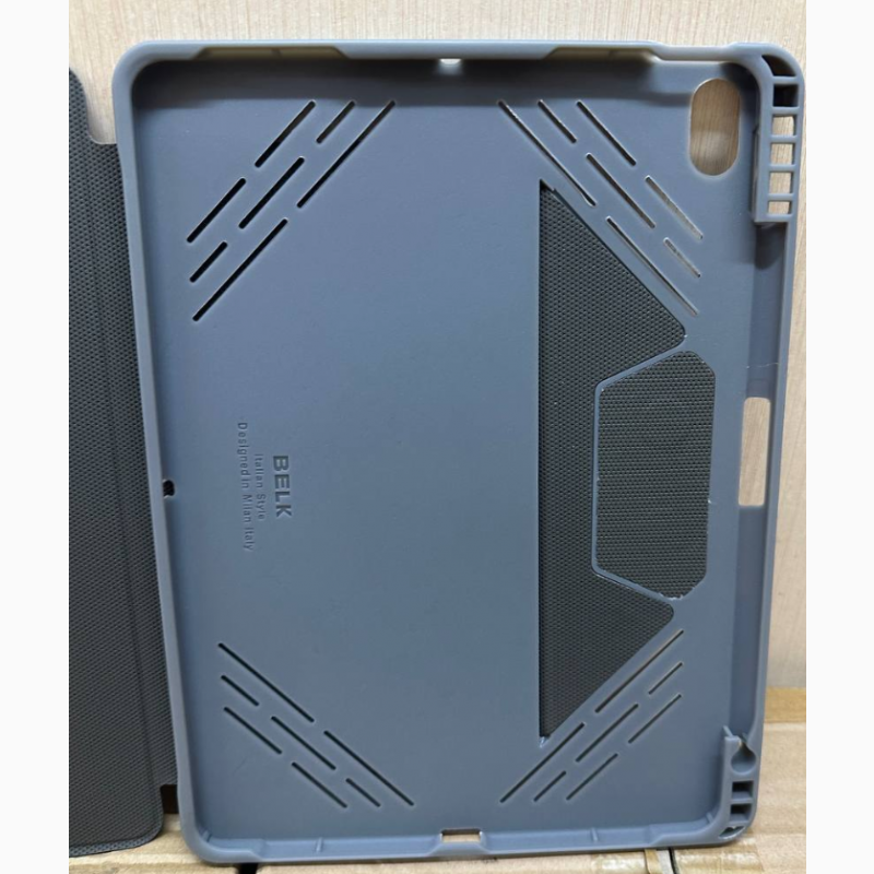 Фото 19. Чехол противоударный BELK 3D Smart Protection Case Red для IPad 6 Air Противоударный