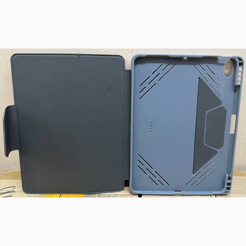 Фото 20. Чехол противоударный BELK 3D Smart Protection Case Red для IPad 6 Air Противоударный