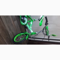 Продам детский 2 х колёсный велосипед до 4 х лет