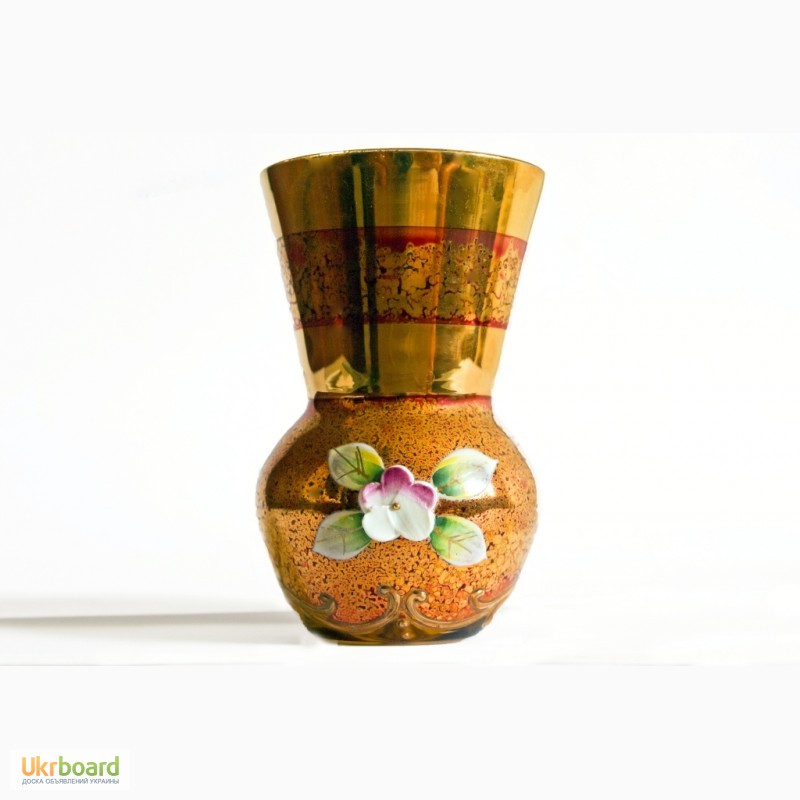 Фото 4. Продам три декоративные вазочки (2 красные, 1 синяя кобальт) богемского стекла, смальта