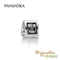 Оригинал Pandora шарм буква U 790323U серебро 925