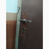 Дверь металл б/у с коробкой +замок+ключи Харьков