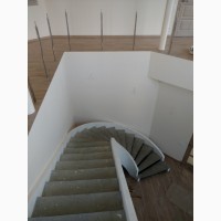 Каркас лестницы на второй этаж. Броневик Днепр