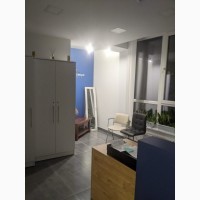 Продається просторий офіс в бізнес-центрі у місті Львові