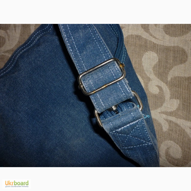 Фото 5. Спортивная джинсовая женская сумочка mahanuala на молнии