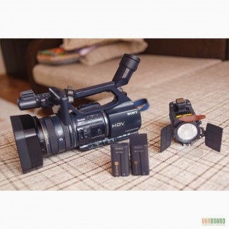 Видеокамера Sony HDR FX1000E