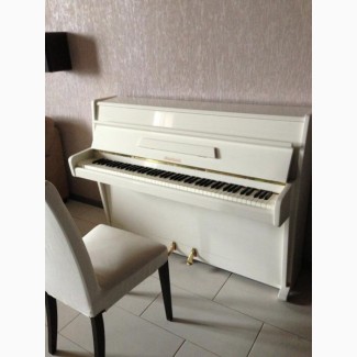 Шикарное белое лакированое пианино после полной реставрации. Weinbach