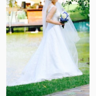 Продам свадебное платье со шлейфом Nava Bride
