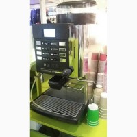 Продам кофемашину FAEMA X1