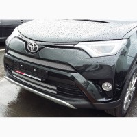 Предлагаем решетку в бампер (защита) для Toyota Rav 4 2017-2018 (серебро, черная)