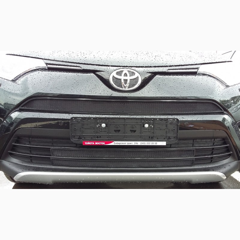 Фото 4. Предлагаем решетку в бампер (защита) для Toyota Rav 4 2017-2018 (серебро, черная)