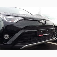 Предлагаем решетку в бампер (защита) для Toyota Rav 4 2017-2018 (серебро, черная)
