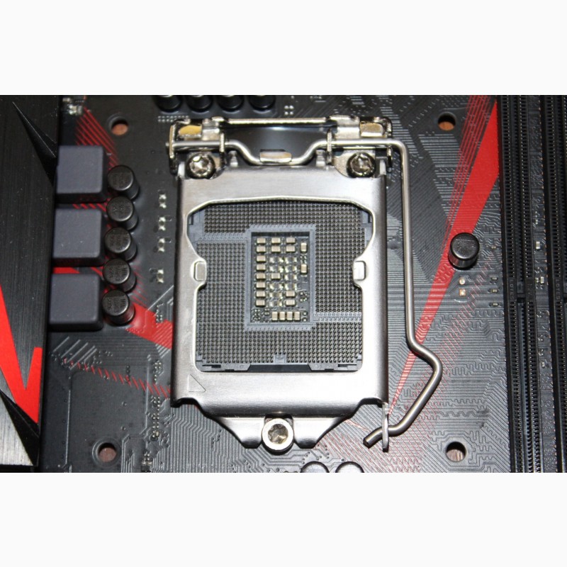 Фото 4. ASUS ROG Strix B250G Gaming s1151 Intel (H170 Z170 H270 Z270 B150 B110 B365)