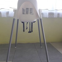 Продам стільчик для годування IKEA