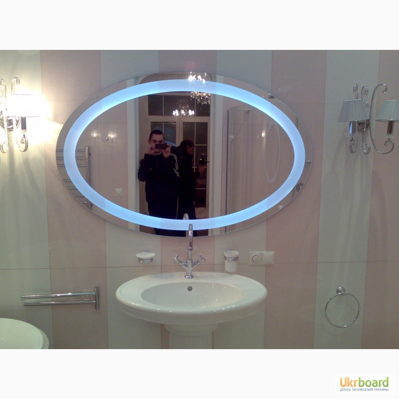 Фото 5. Зеркала в ванную с подсветкой