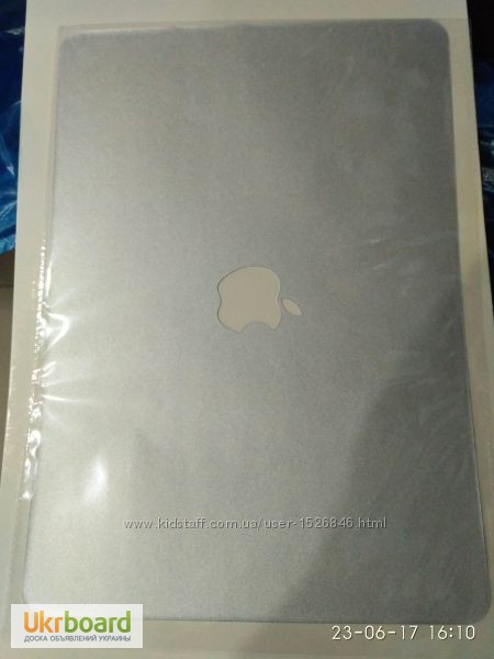 Фото 6. Защитная пленка MacBook Air 13.3 верхняя и нижняя часть