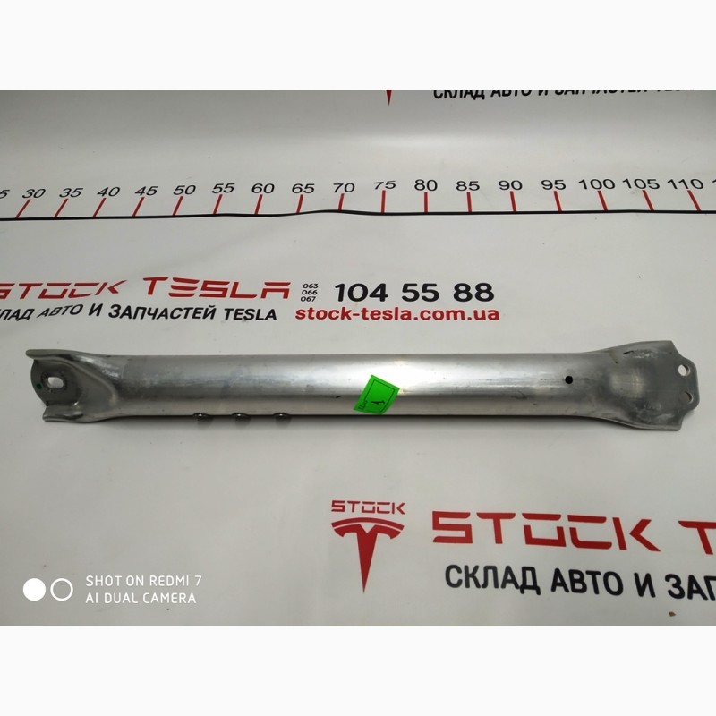 Фото 2. Усилитель распорка стоек амортиз правая RWD_AWD Tesla model S 1007924-00-E