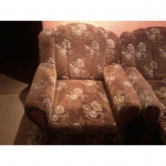 Продам б/у угловой диван+2 кресла