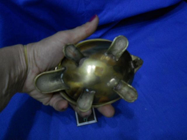Фото 3. Черепаха -шкатулка из латуни и перламутра