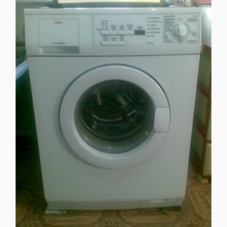 Продам стиральную машину б/у AEG Lavamat 64600