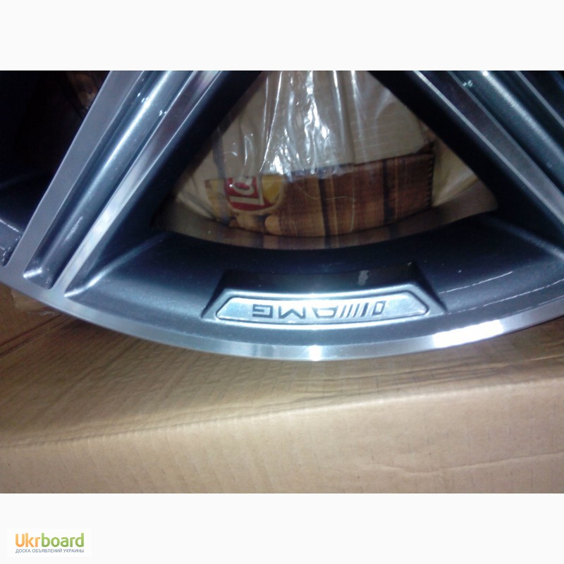 Фото 3. Титановые диски AMG на Mercedes-Benz G463